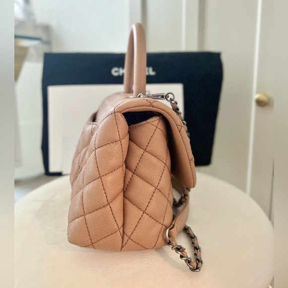 Chanel Coco Handle Small Caviar in Caramel with Rustic Hardware - Picture 4 of 16